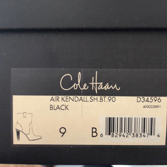 Black Cole Haan high heeled booties (Air Kendall) - Picture 4 of 4